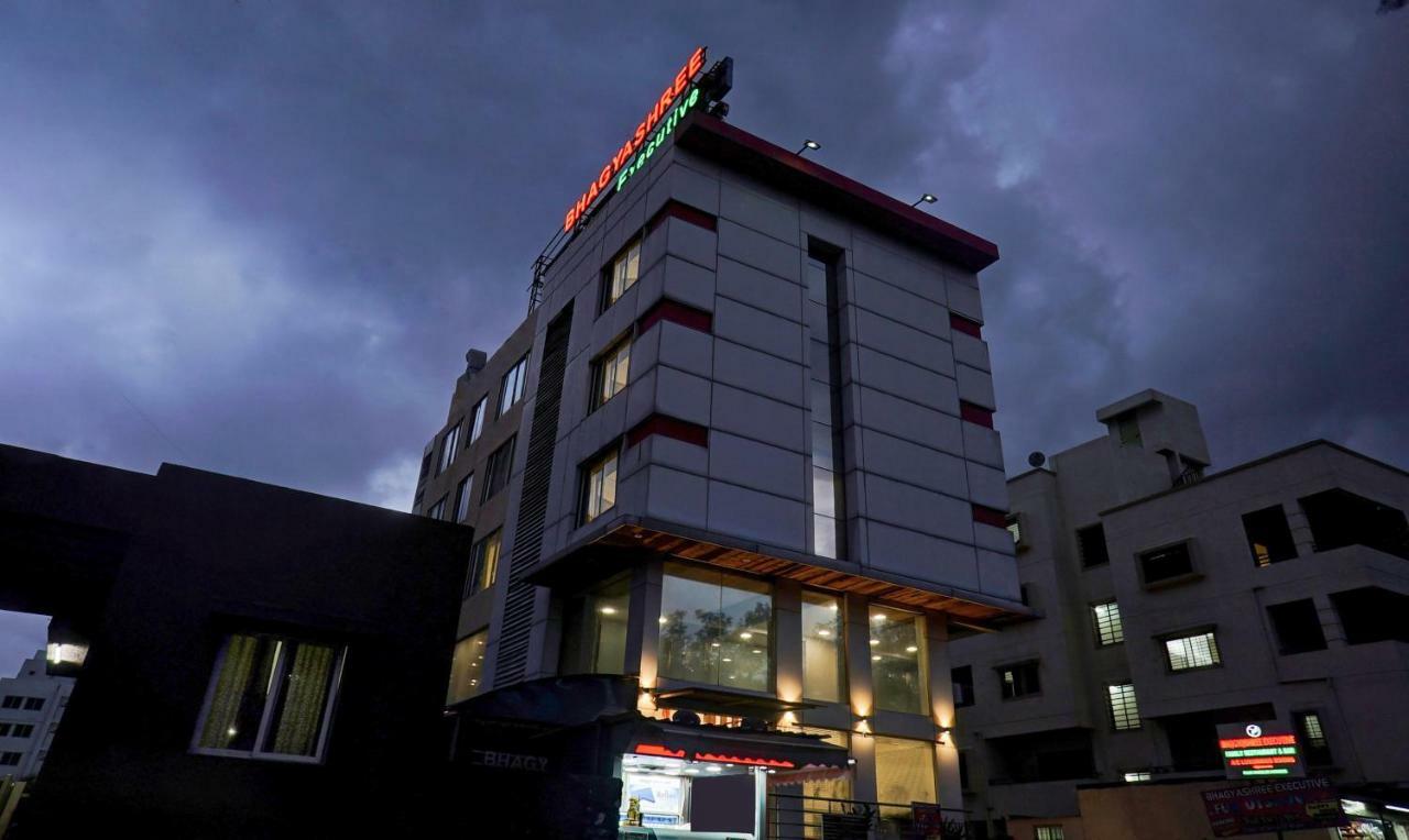 Hotel Treebo Bhagyashree Executive Pune Esterno foto