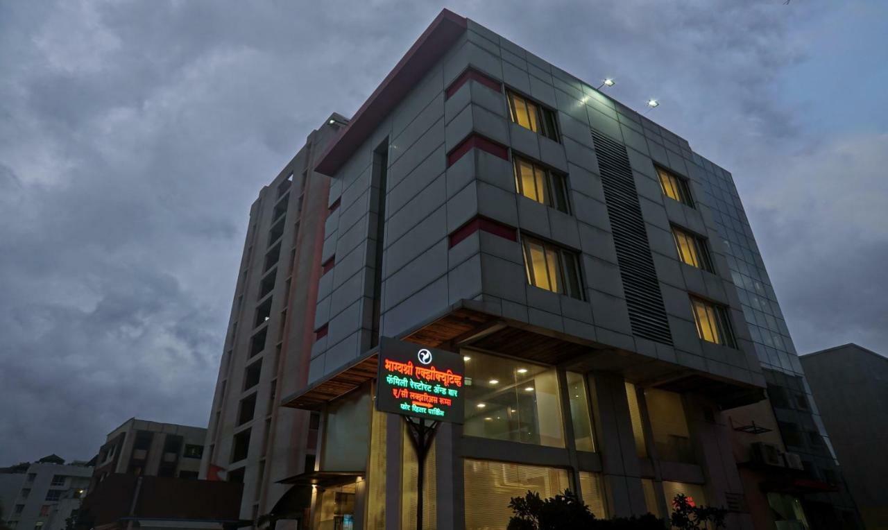 Hotel Treebo Bhagyashree Executive Pune Esterno foto